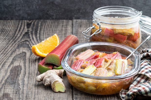 Rhubarb jam with orange