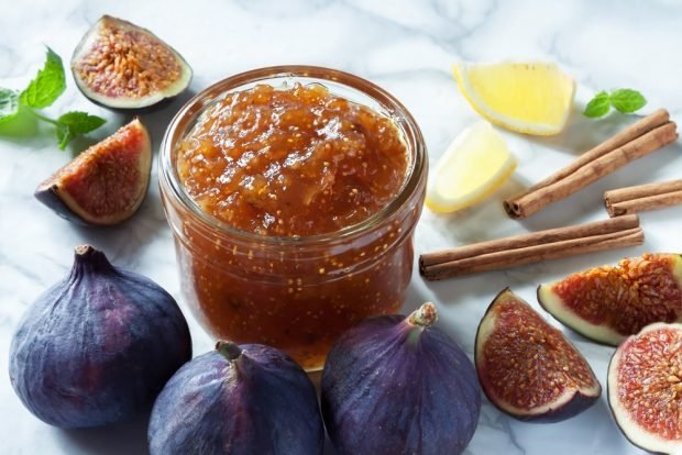 Fig jam with lemon is a simple and delicious recipe, how to cook step by step