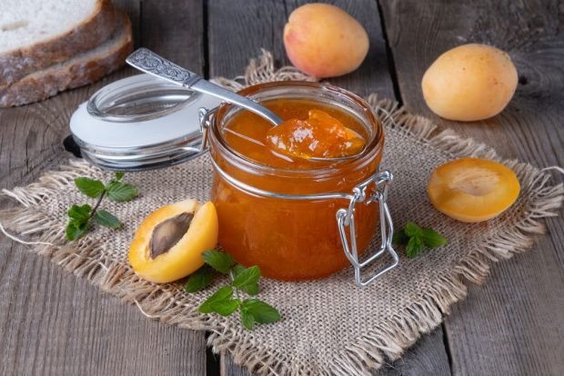 Thick apricot jam without seeds through a meat grinder – a simple and delicious recipe, how to cook step by step