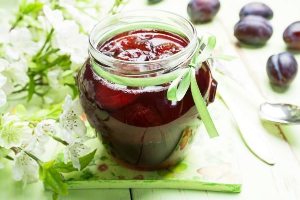 Plum jam-five minutes – a simple and delicious recipe, how to cook step by step