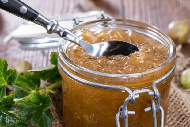 Raw gooseberry jam – a simple and delicious recipe, how to cook step by step