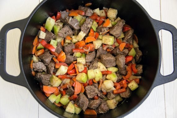 Lagman in Uzbek with ready: photo of recipe preparation, step 5