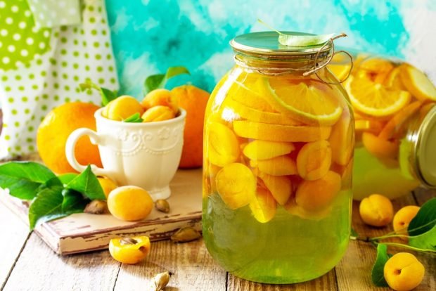 Citrus-apricot compote for winter is a simple and delicious recipe, how to cook step by step