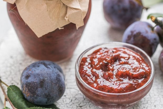 Sloe sauce for meat for winter is a simple and delicious recipe, how to cook step by step