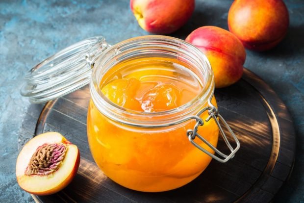 Seedless nectarine jam is a simple and delicious recipe, how to cook step by step