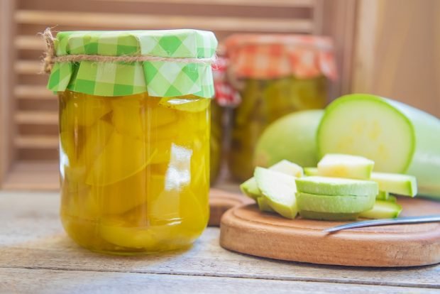 Compote of zucchini with pineapple flavor for winter is a simple and delicious recipe, how to cook step by step