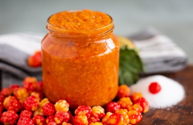 Cloudberry jam without seeds – a simple and delicious recipe, how to cook step by step