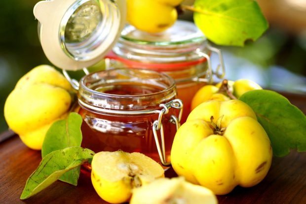 Quince jam with lemon is a simple and delicious recipe, how to cook step by step