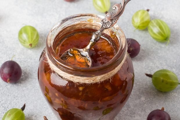 Gooseberry jam through a meat grinder