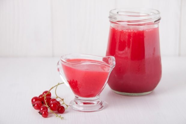 Red currant hot sauce for winter is a simple and delicious recipe, how to cook step by step