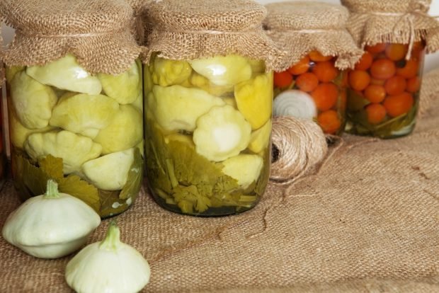 Squash with parsley for winter