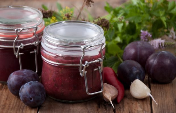 Plum satsebeli for winter is a simple and delicious recipe, how to cook step by step