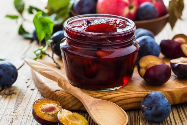 Thick plum jam with pitted slices is a simple and delicious recipe, how to cook step by step