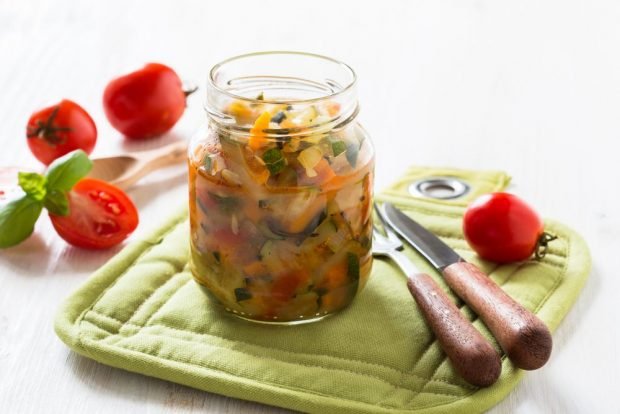 Cucumber and tomato salad for winter without sterilization – a simple and delicious recipe, how to cook step by step