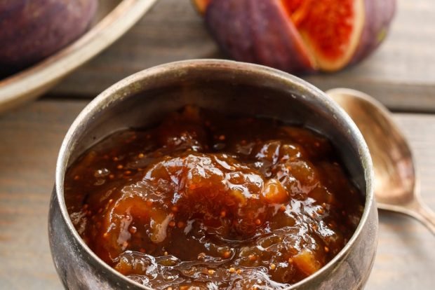 Fig jam with nuts is a simple and delicious recipe, how to cook step by step