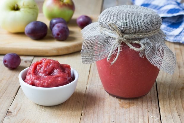 Plum and apple seedless jam