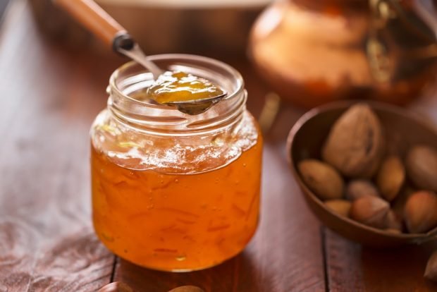 Thick apricot jam without gelatin is a simple and delicious recipe, how to cook step by step