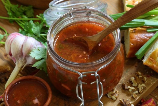 Tomato satsebeli with seasonings for winter