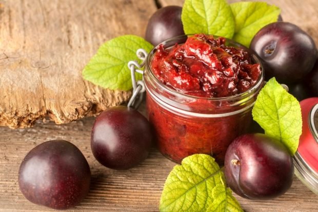 Plum chutney for winter – a simple and delicious recipe, how to cook step by step