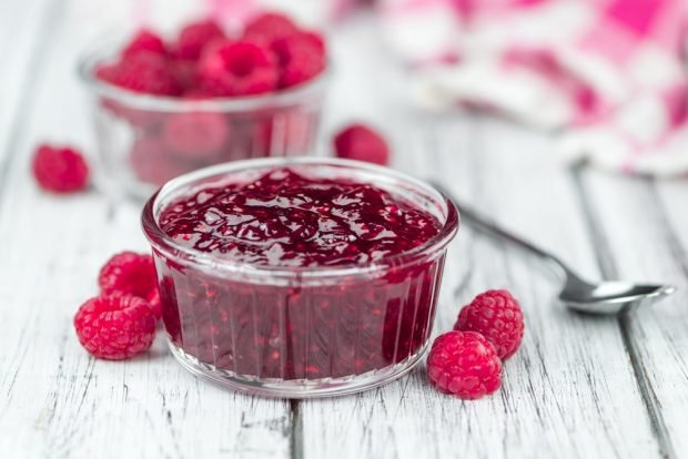 Raspberry jam with gelatin is a simple and delicious recipe, how to cook step by step