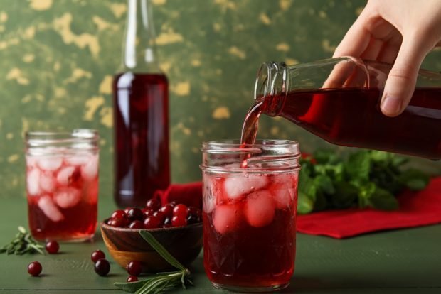 Cranberry compote without sterilization for winter – a simple and delicious recipe, how to cook step by step