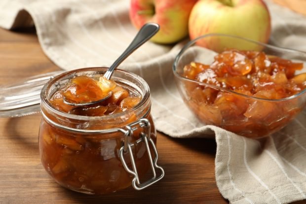 Apple and quince jam