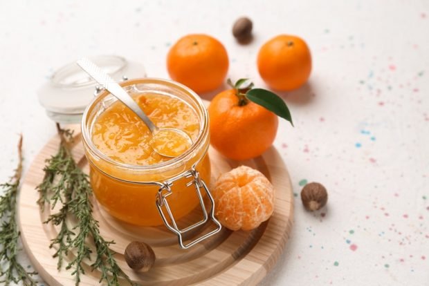 Jam from tangerines without peel