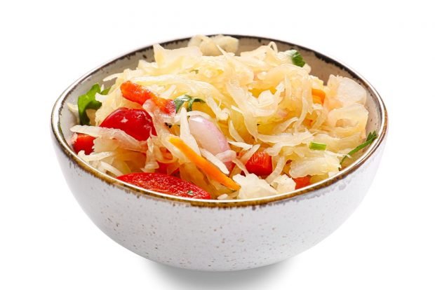 Sauerkraut with Bulgarian pepper for winter