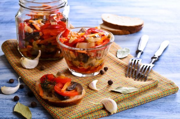 Eggplant with pepper for winter 