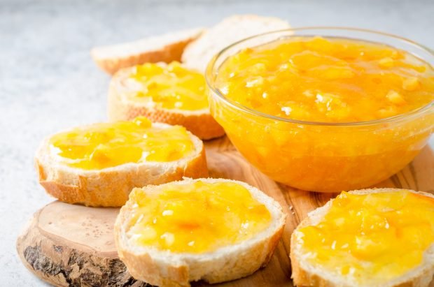 Banana jam with orange 