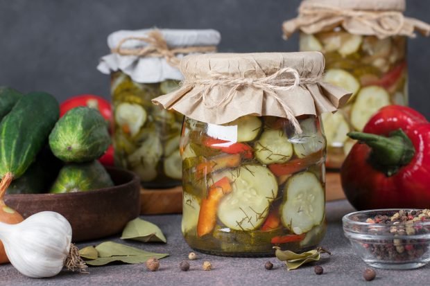 Pepper and cucumber salad for winter 