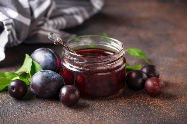 Sloe Jam With Stones A Simple And Delicious Recipe How To Cook Step 