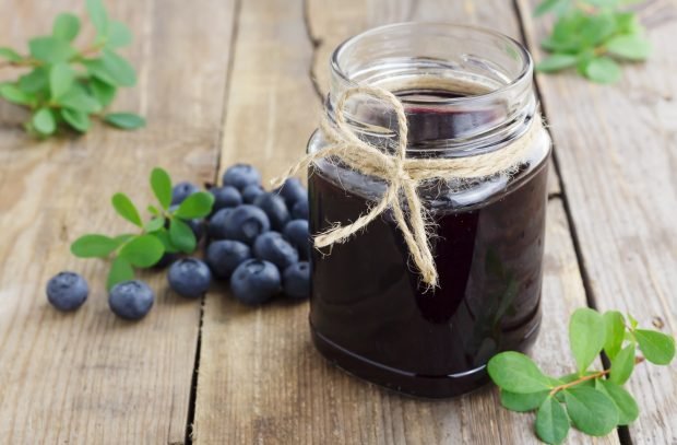 Wild blueberry jam 