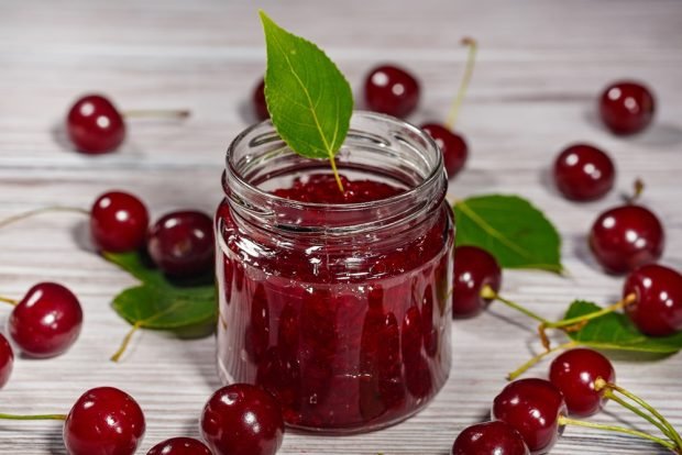 Cherry jam without seeds – a simple and delicious recipe, how to cook step by step