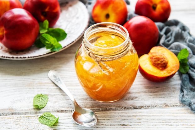 Nectarine jam 