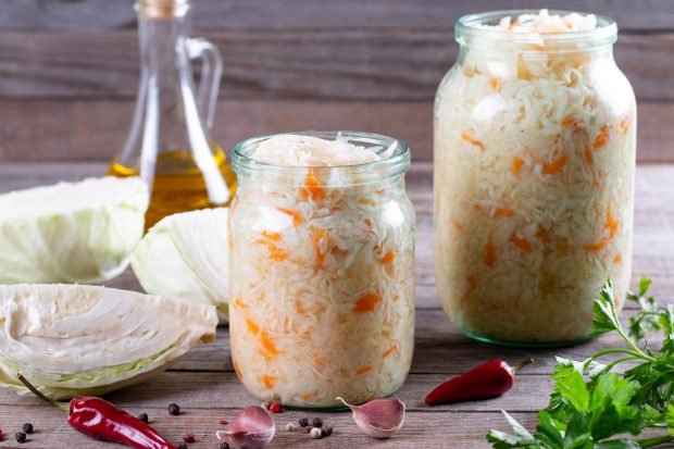 Sauerkraut for winter in jars for long