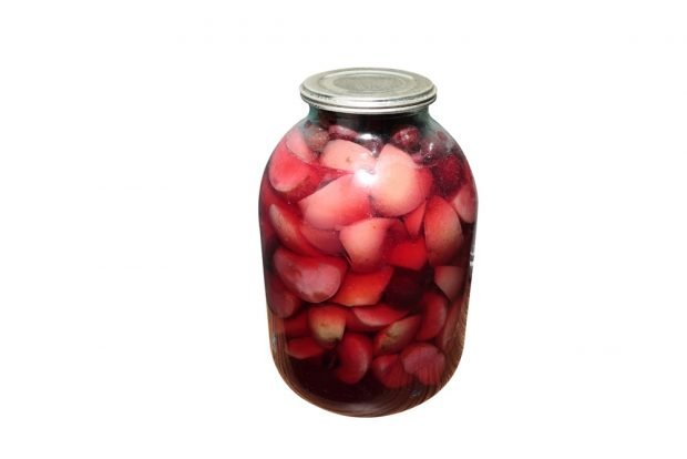 Apple-cherry compote for winter is a simple and delicious recipe, how to cook step by step