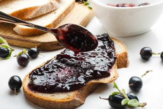 Thick blackcurrant jam is a simple and delicious recipe, how to cook step by step