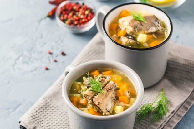 Canned fish soup is a simple and delicious recipe, how to cook step by step