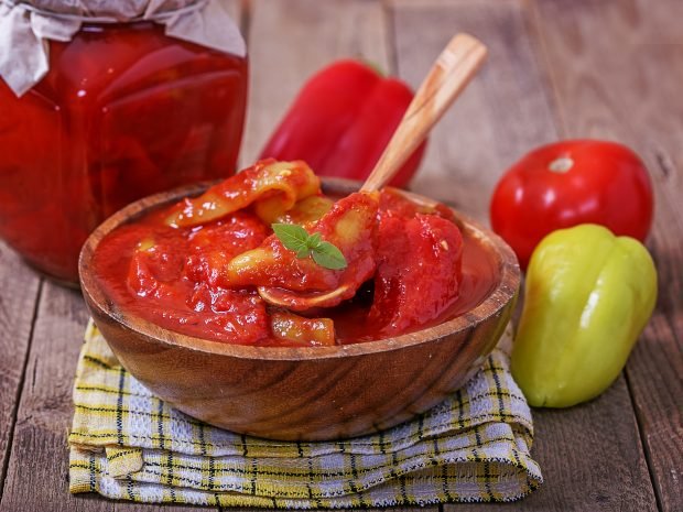 Sweet pepper in tomato for winter – a simple and delicious recipe, how to cook step by step