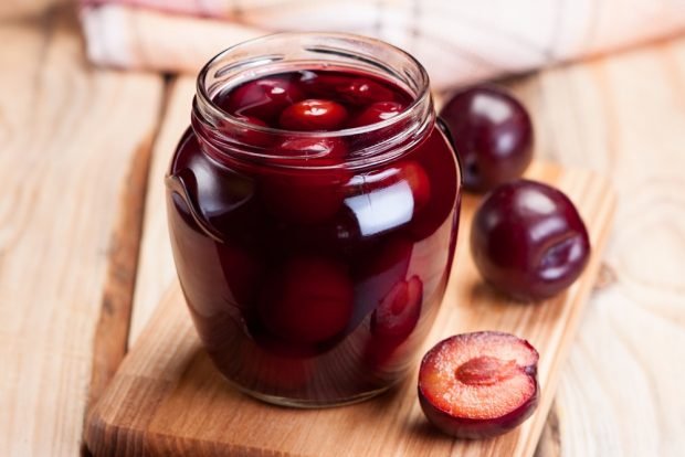 Plum and blackthorn compote for winter – a simple and delicious recipe, how to cook step by step