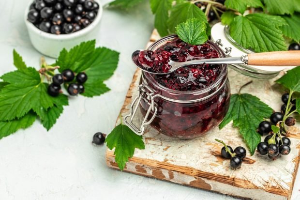 Jam from black currant – a simple and delicious recipe, how to cook step by step