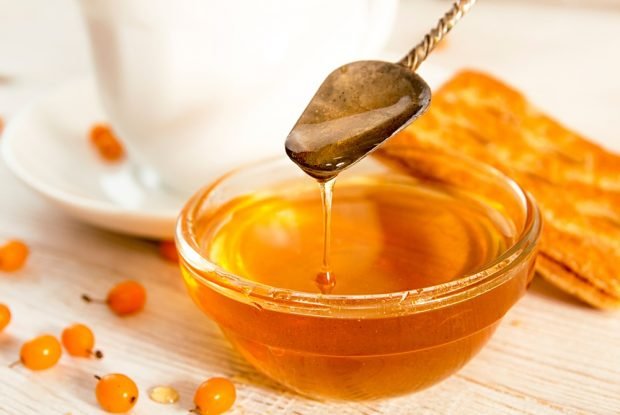 Sea buckthorn syrup for winter without cooking