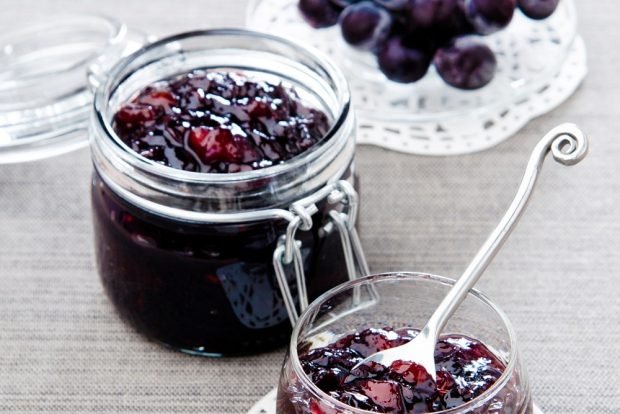 Grape jam with nuts – a simple and delicious recipe, how to cook step by step