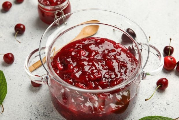 Cherry in gelatin for winter – a simple and delicious recipe, how to cook step by step