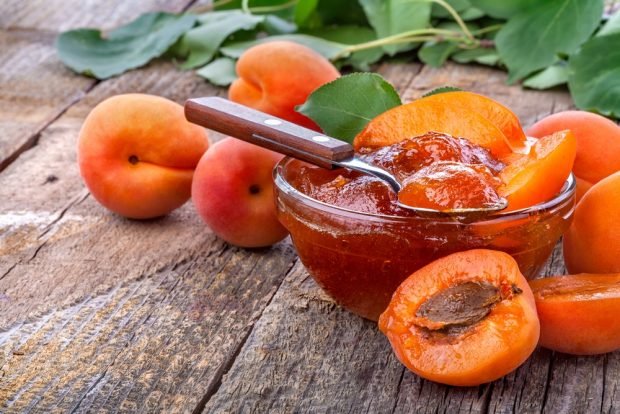 Apricot jam in the oven – a simple and delicious recipe, how to cook step by step