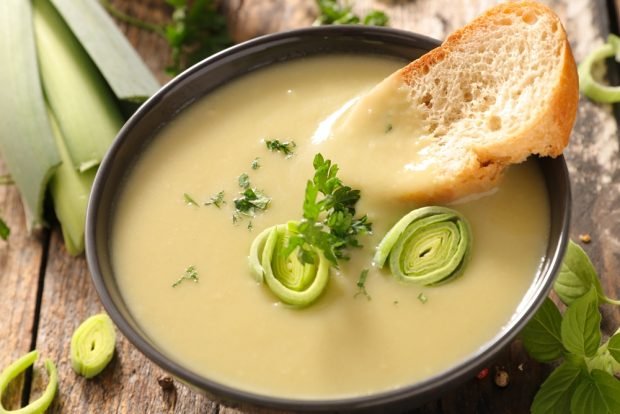 Leek onion soup is a simple and delicious recipe, how to cook step by step