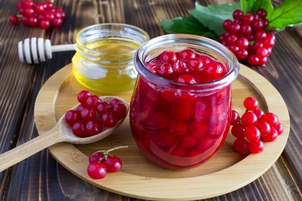 Viburnum with honey and lemon for the winter without cooking is a simple and delicious recipe, how to cook step by step