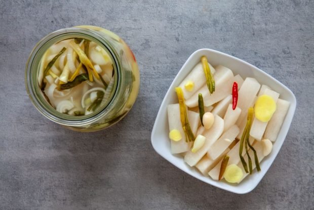 Pickled daikon radish – a simple and delicious recipe, how to cook step by step