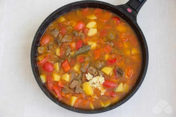 Lagman with beef and ready noodles: photo of recipe preparation, step 8 Lagman with beef and ready noodles: photo of recipe preparation, step 8